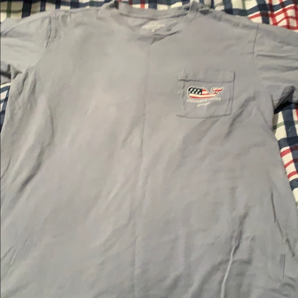 Blue georgia vineyard vines T shirt